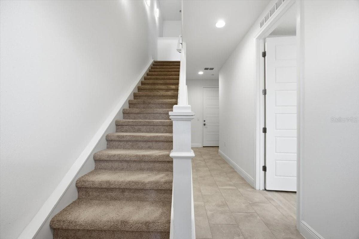 9874 BUCKLOW HILL DRIVE — photo 6 of 29