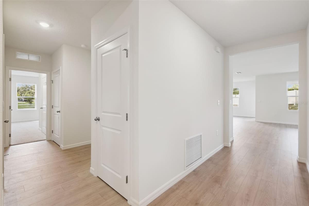 2516 DORSET COURT — photo 6 of 24