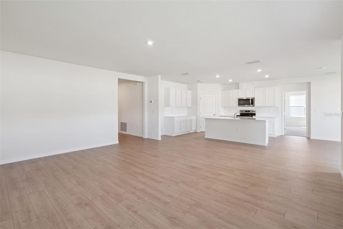 2516 DORSET COURT — photo 11 of 24