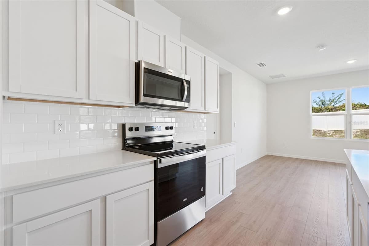 2516 DORSET COURT — photo 19 of 24