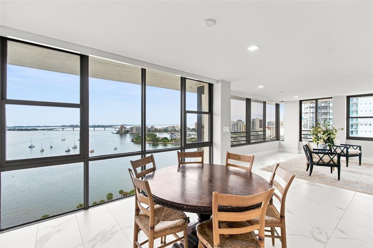 770 PALM AVENUE — photo 13 of 57