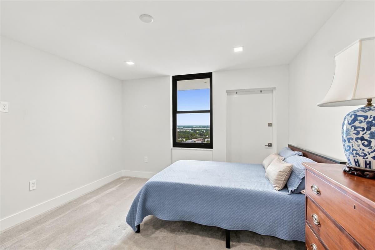 770 PALM AVENUE — photo 38 of 57