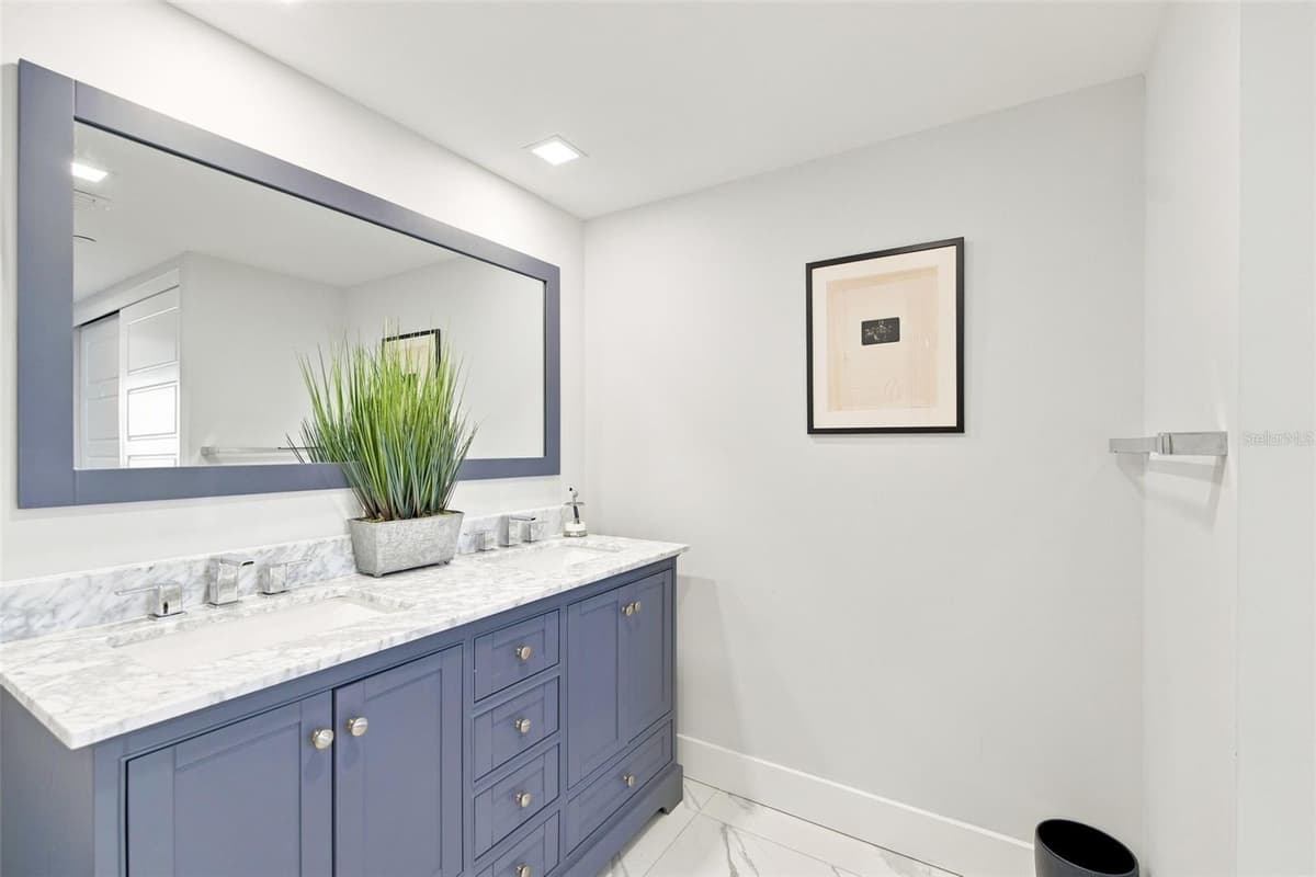 770 PALM AVENUE — photo 33 of 57