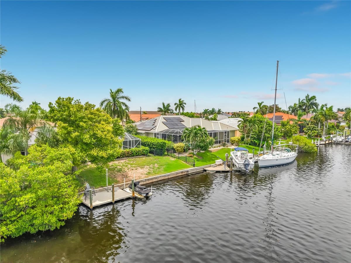 1438 SEA FAN DRIVE — photo 73 of 80