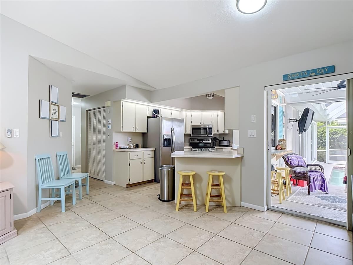 1438 SEA FAN DRIVE — photo 24 of 80