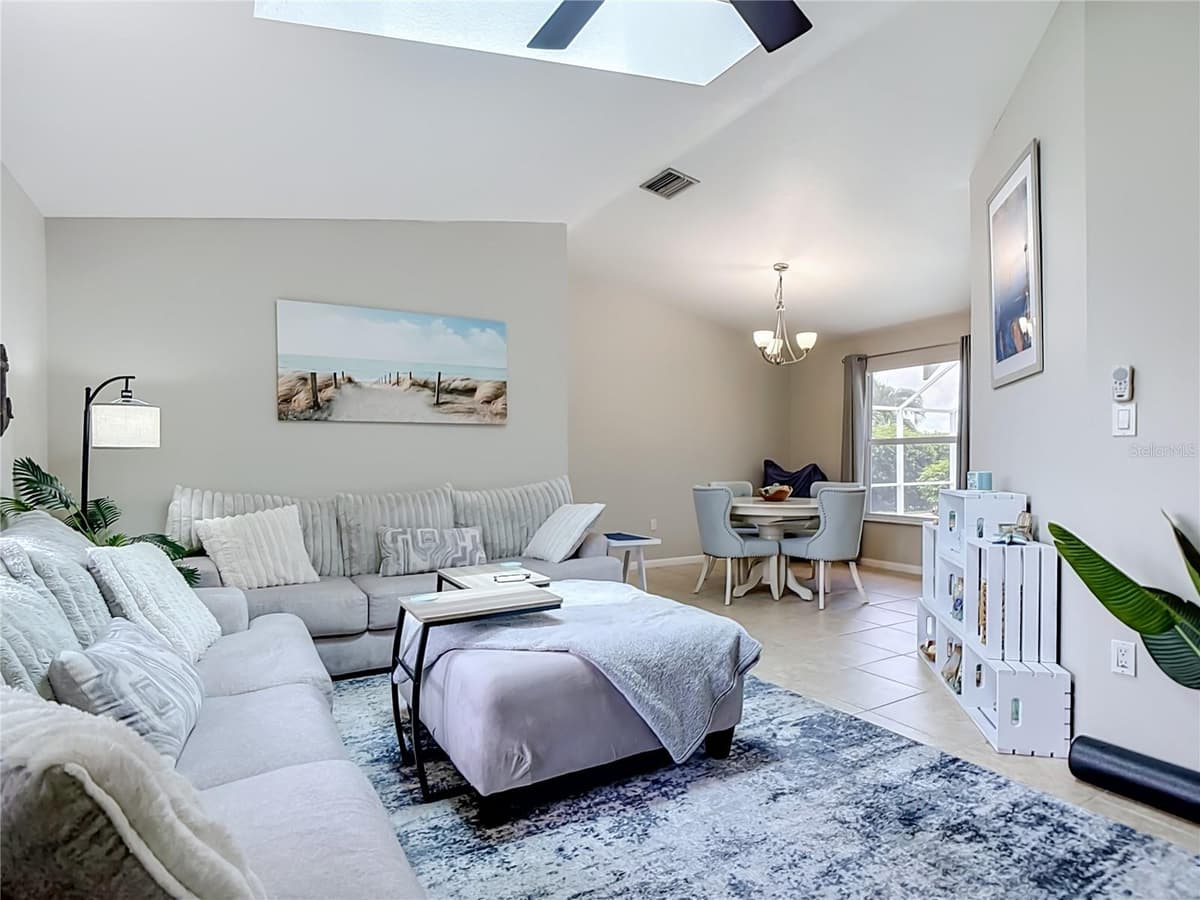 1438 SEA FAN DRIVE — photo 7 of 80