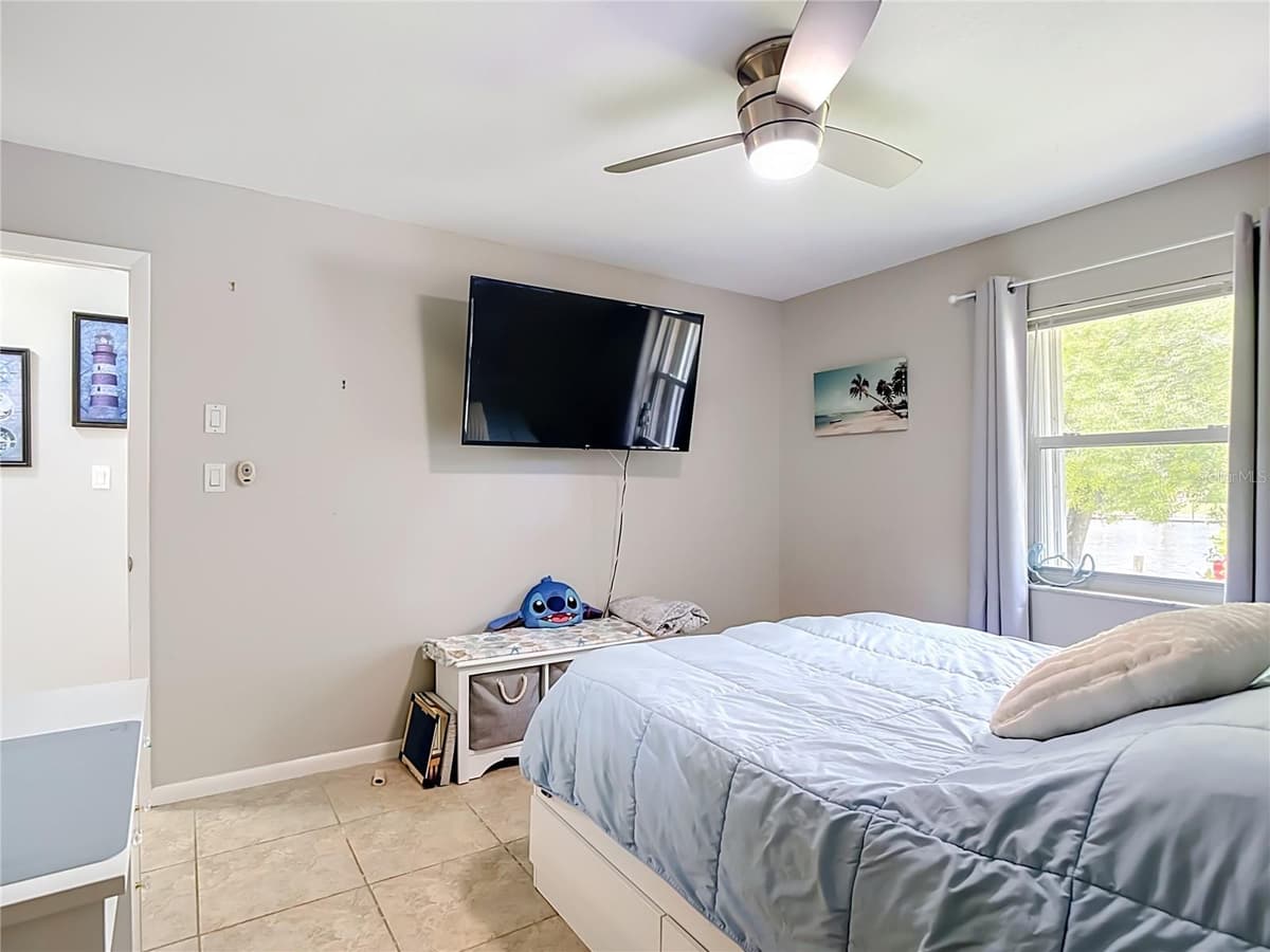 1438 SEA FAN DRIVE — photo 44 of 80
