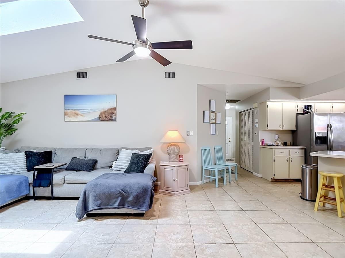 1438 SEA FAN DRIVE — photo 29 of 80