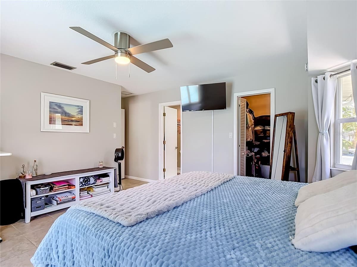 1438 SEA FAN DRIVE — photo 33 of 80
