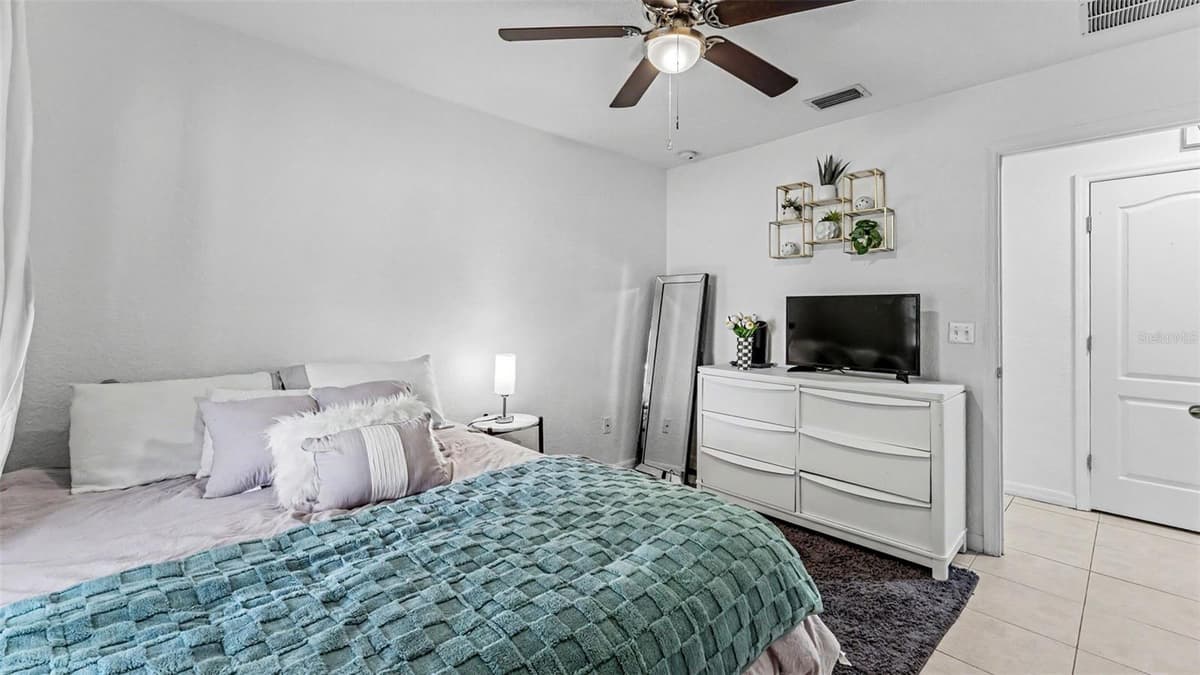 8774 FORT SOCRUM VILLAGE WAY — photo 7 of 42