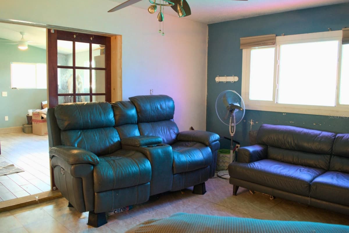 10607 FERNANDO STREET — photo 7 of 19