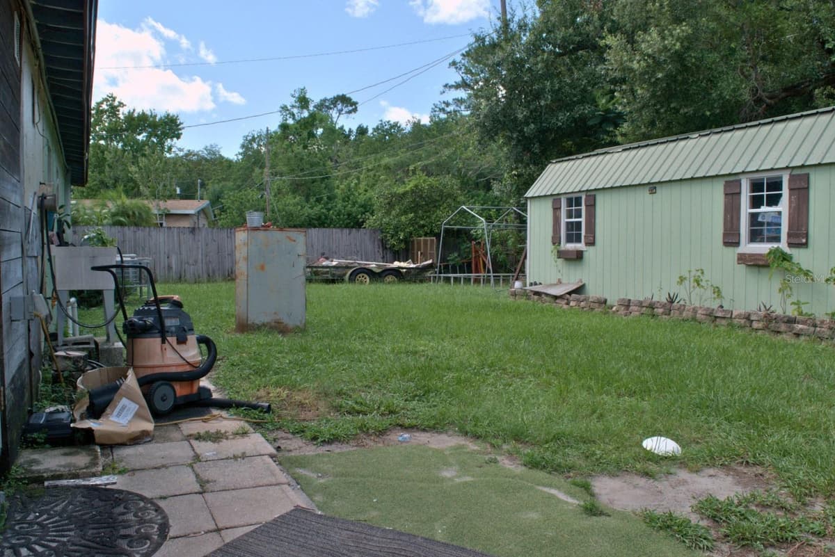 10607 FERNANDO STREET — photo 17 of 19