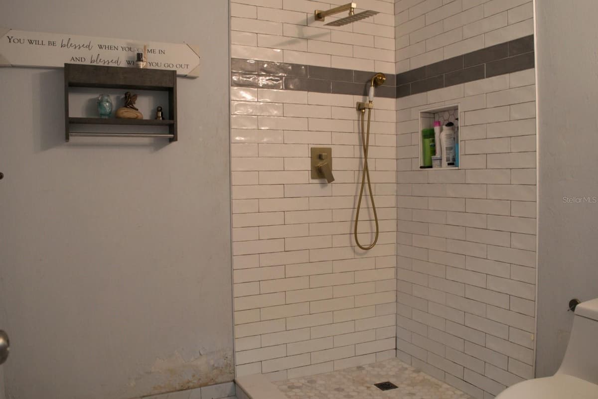 10607 FERNANDO STREET — photo 11 of 19