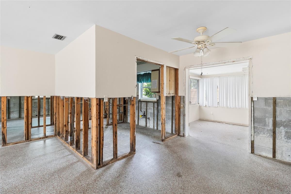 158 LIDO DRIVE — photo 12 of 64