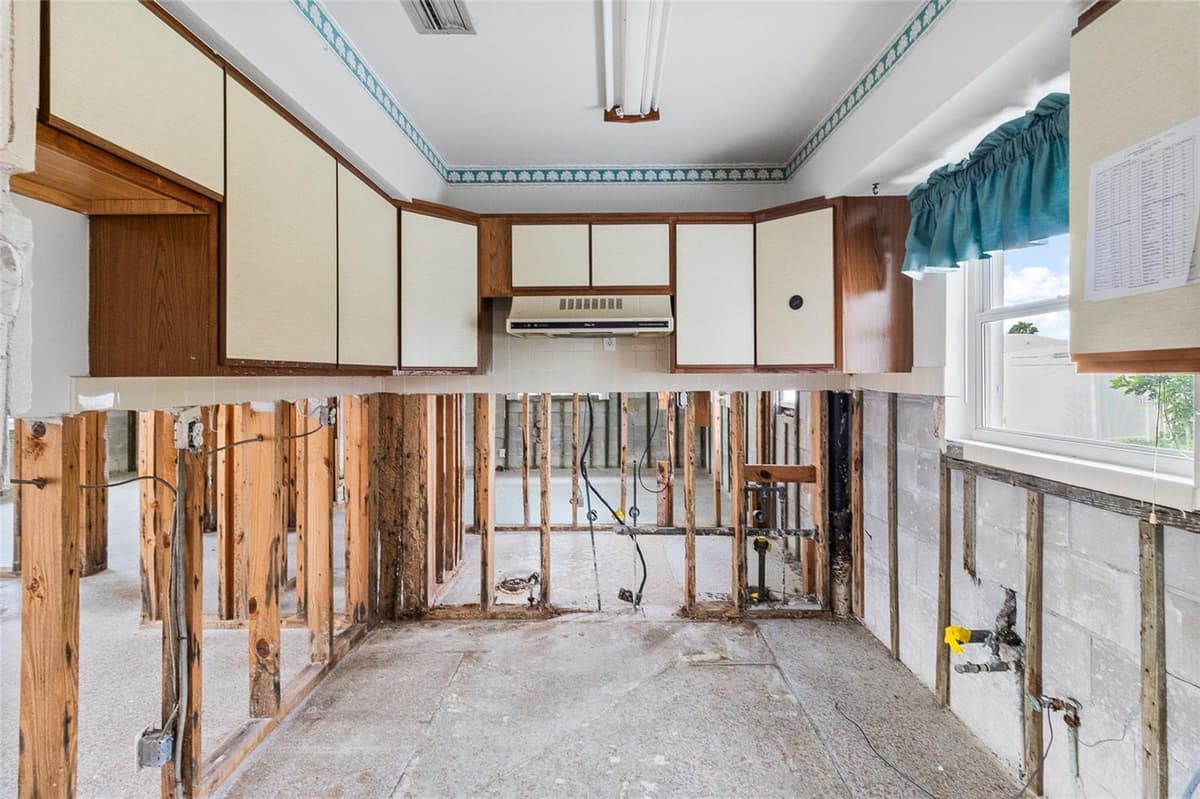 158 LIDO DRIVE — photo 14 of 64
