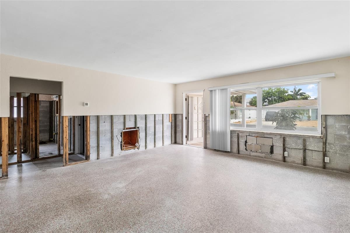 158 LIDO DRIVE — photo 6 of 64