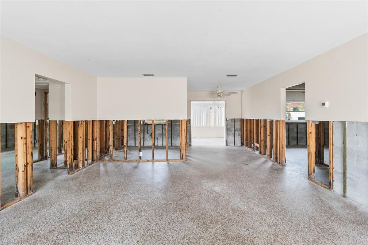 158 LIDO DRIVE — photo 8 of 64