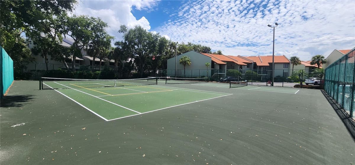 1515 PINELLAS BAYWAY — photo 25 of 35