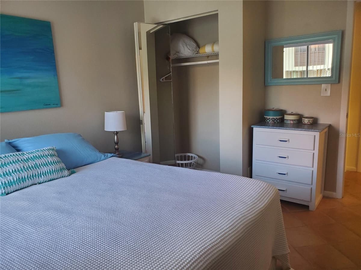 1515 PINELLAS BAYWAY — photo 14 of 35