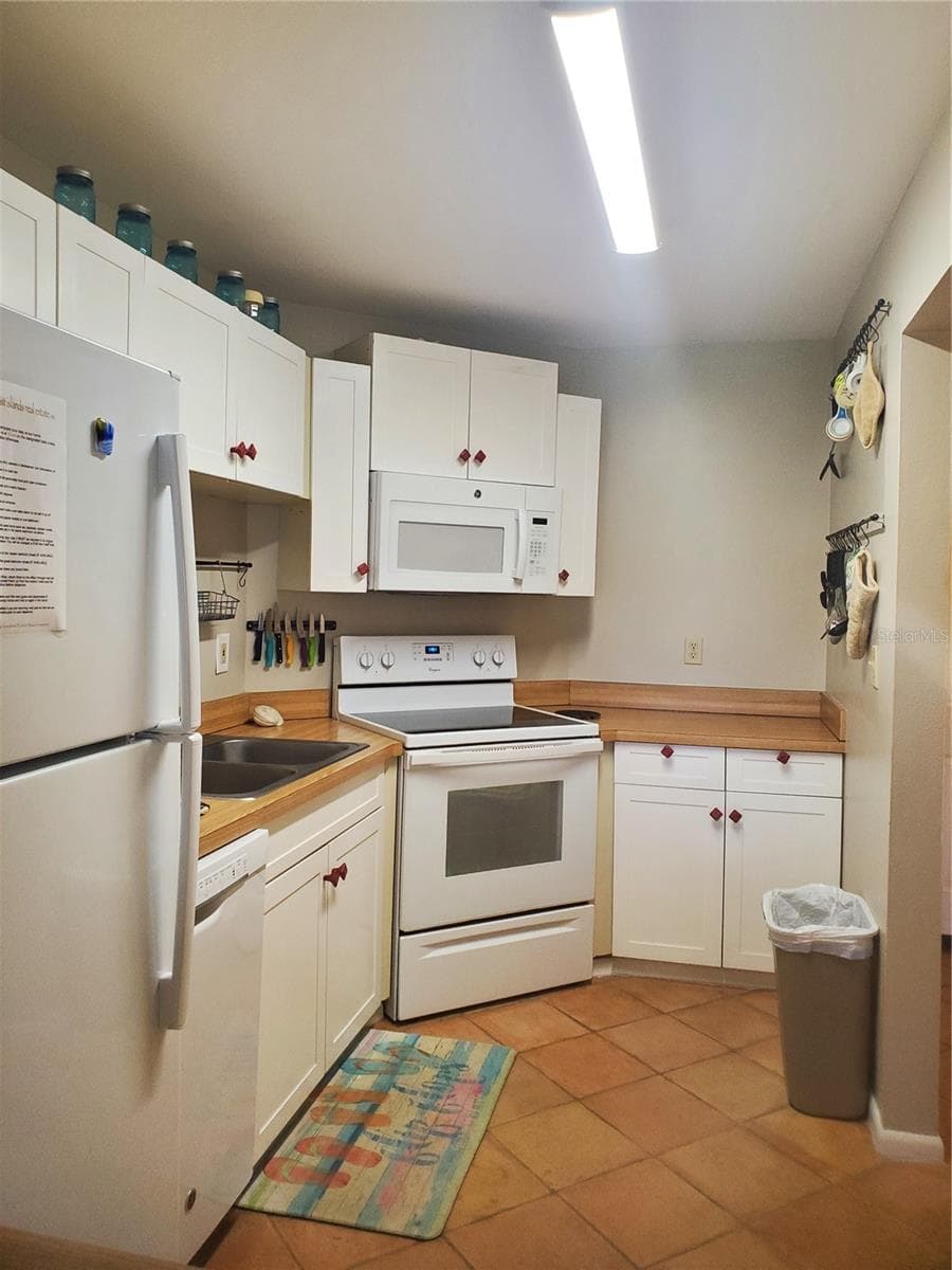 1515 PINELLAS BAYWAY — photo 10 of 35