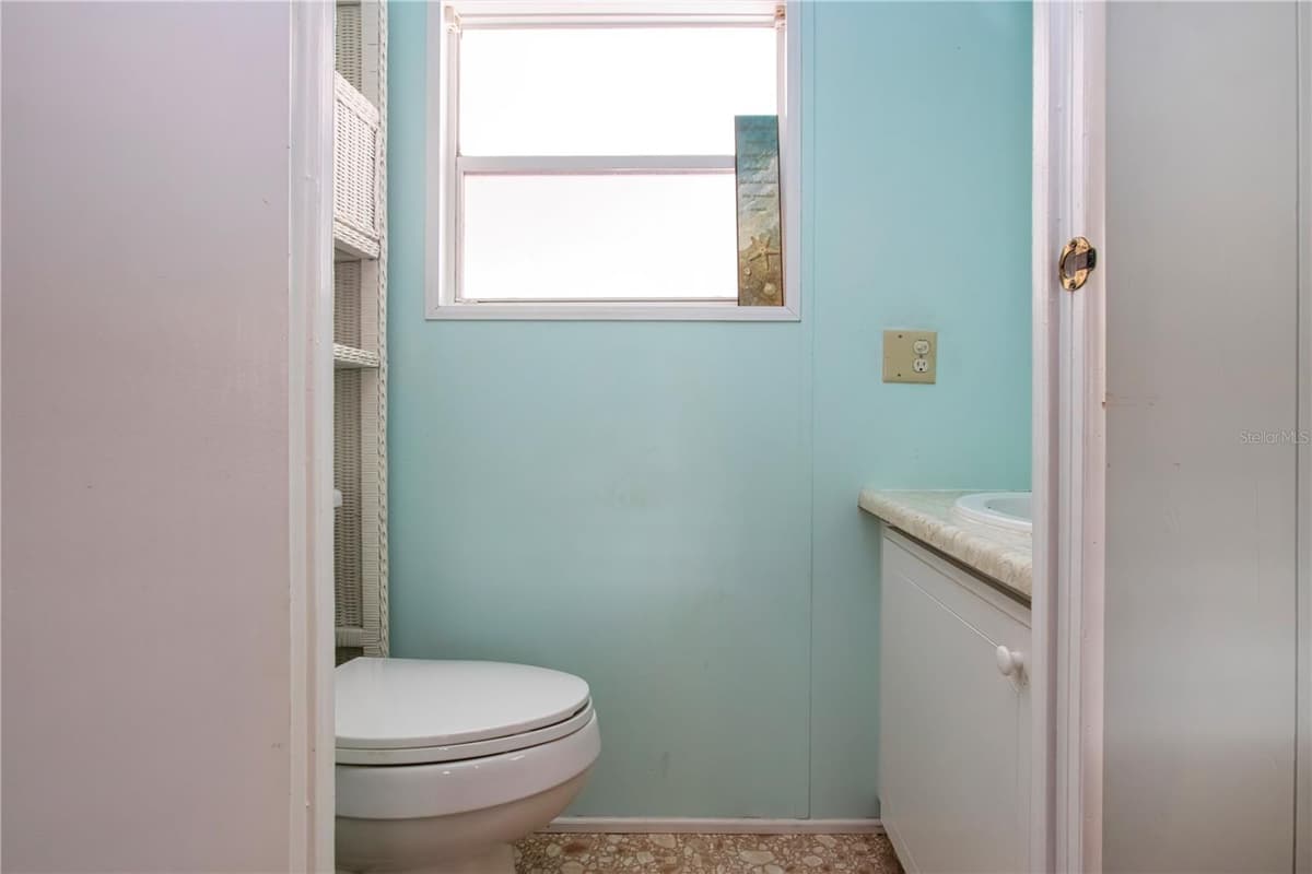 5316 53RD AVENUE — photo 34 of 52
