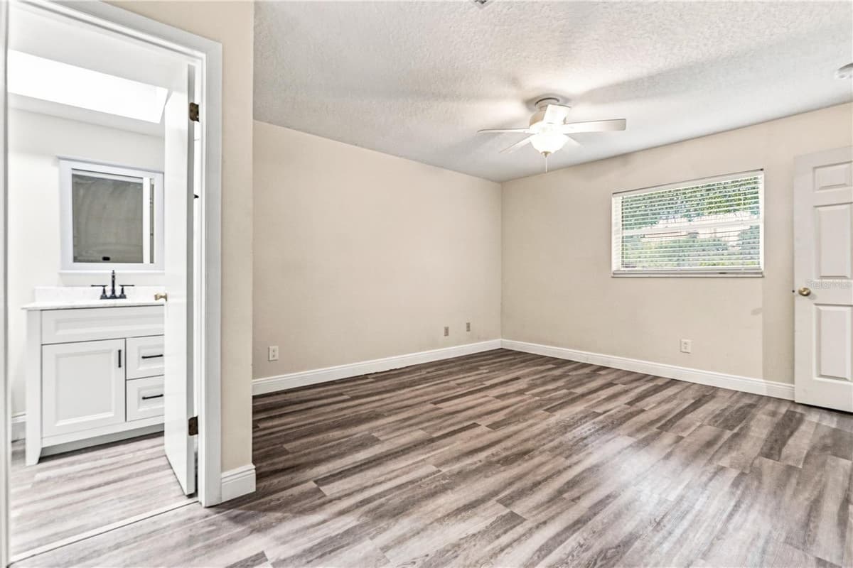512 PONDEROSA DRIVE — photo 18 of 28