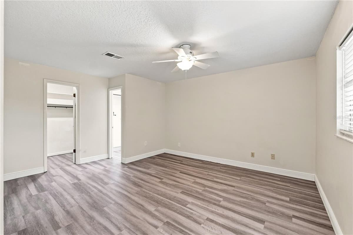 512 PONDEROSA DRIVE — photo 19 of 28