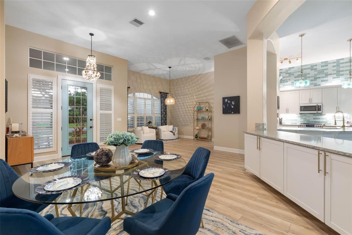 10 VILLAGE PARKWAY — photo 10 of 100