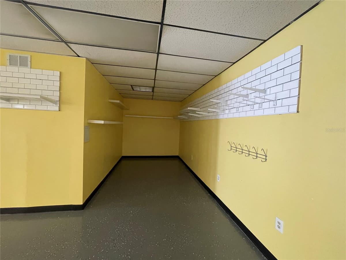 7127 US HIGHWAY 19 — photo 11 of 18