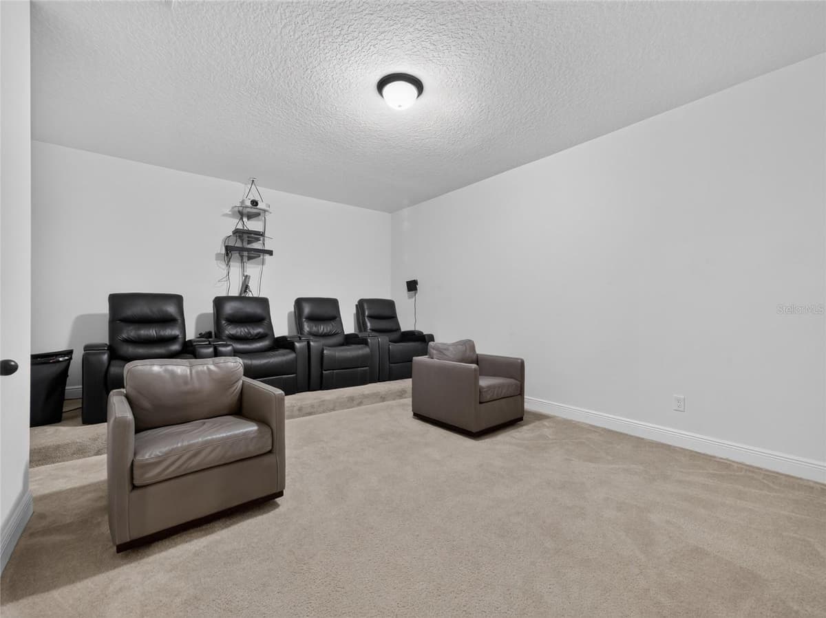 659 RED HAVEN LANE — photo 40 of 65