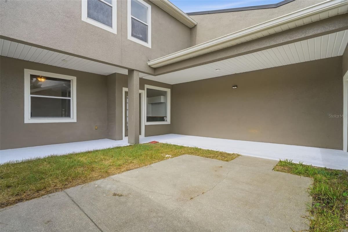 809 WYNBROOK LANE — photo 33 of 46