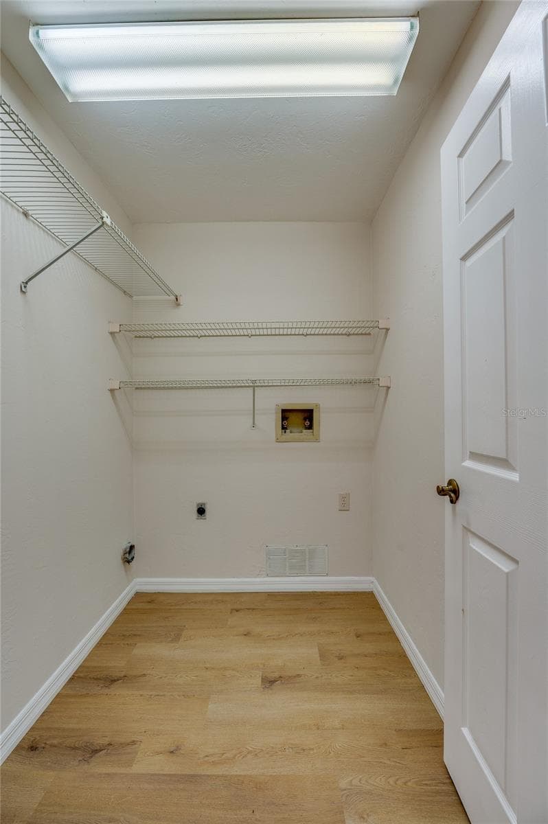 5450 LANDIS AVENUE — photo 28 of 35