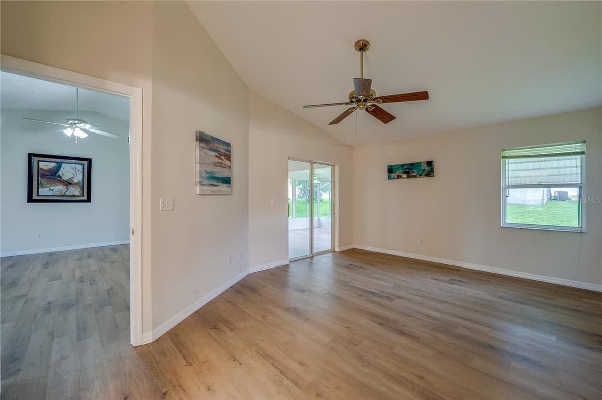 5450 LANDIS AVENUE — photo 16 of 35