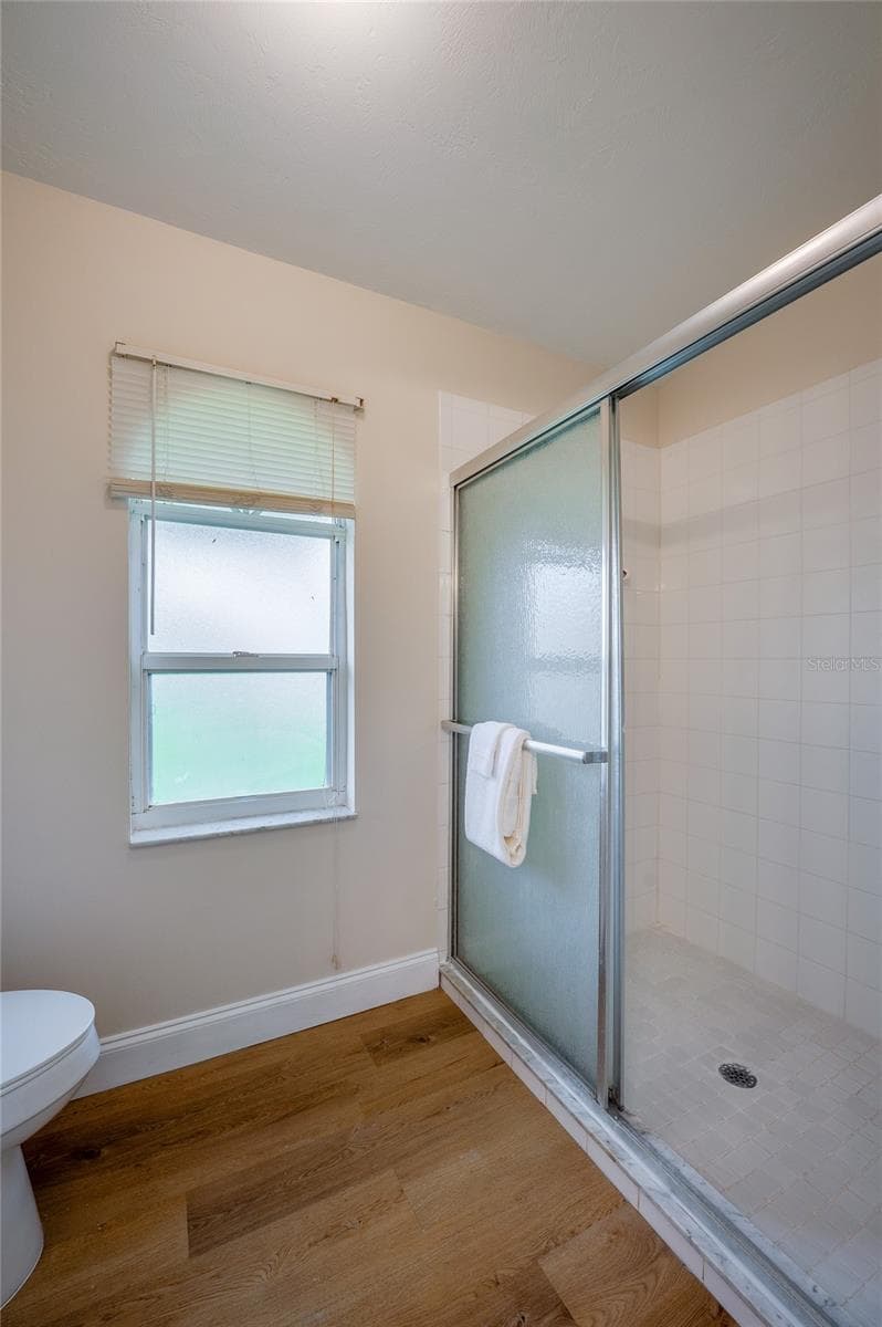 5450 LANDIS AVENUE — photo 20 of 35