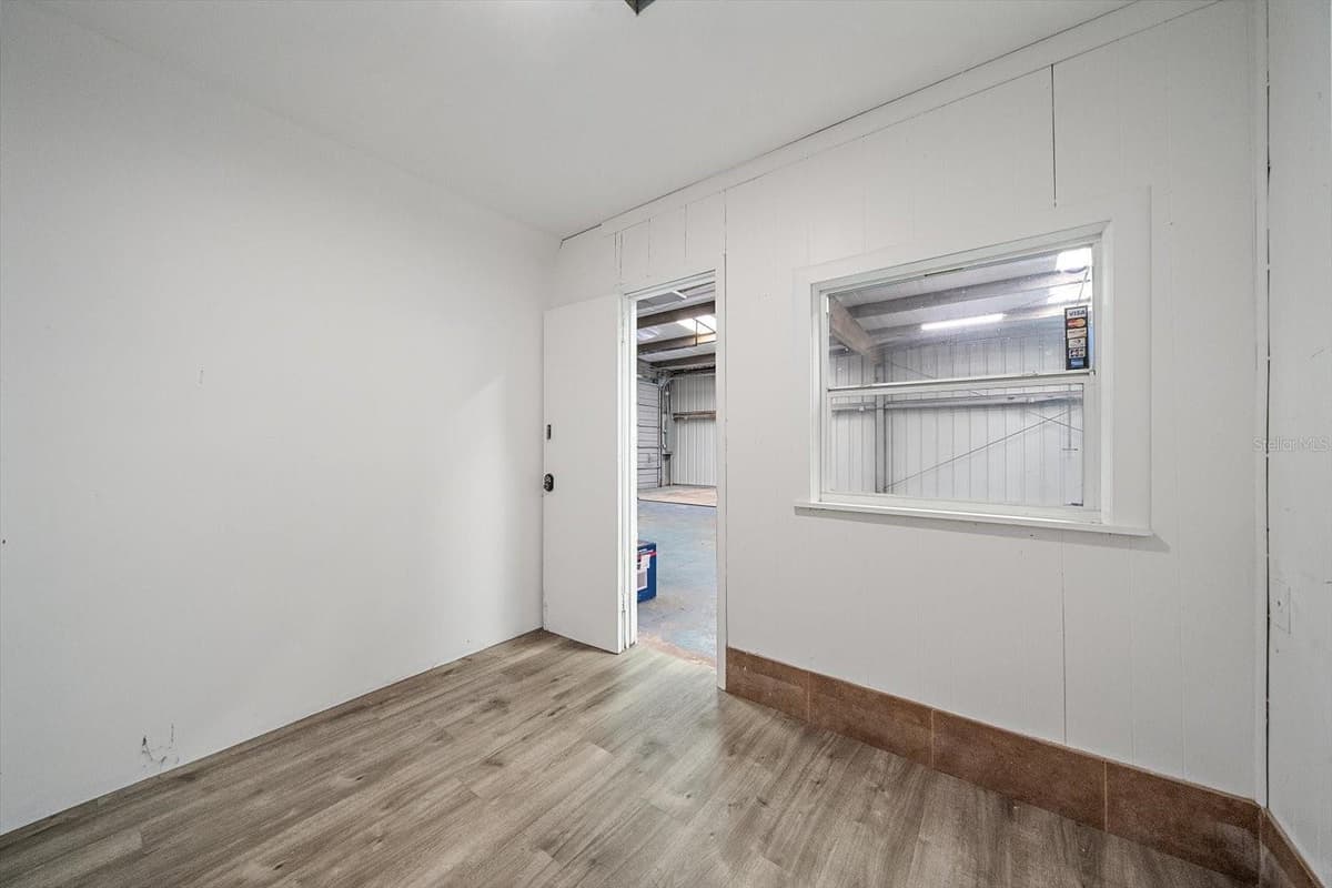 2135 12TH STREET — photo 8 of 12