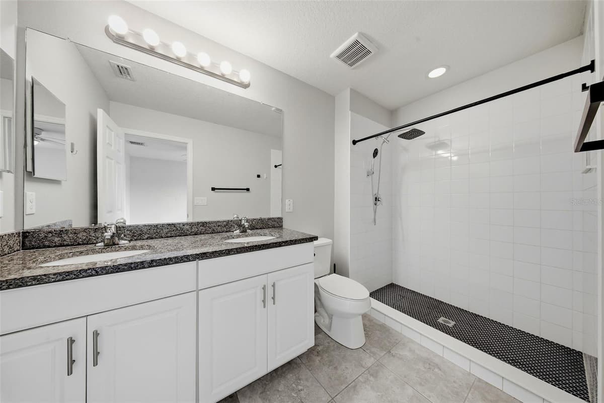 7910 EVERGREEN CREEK COURT — photo 20 of 35