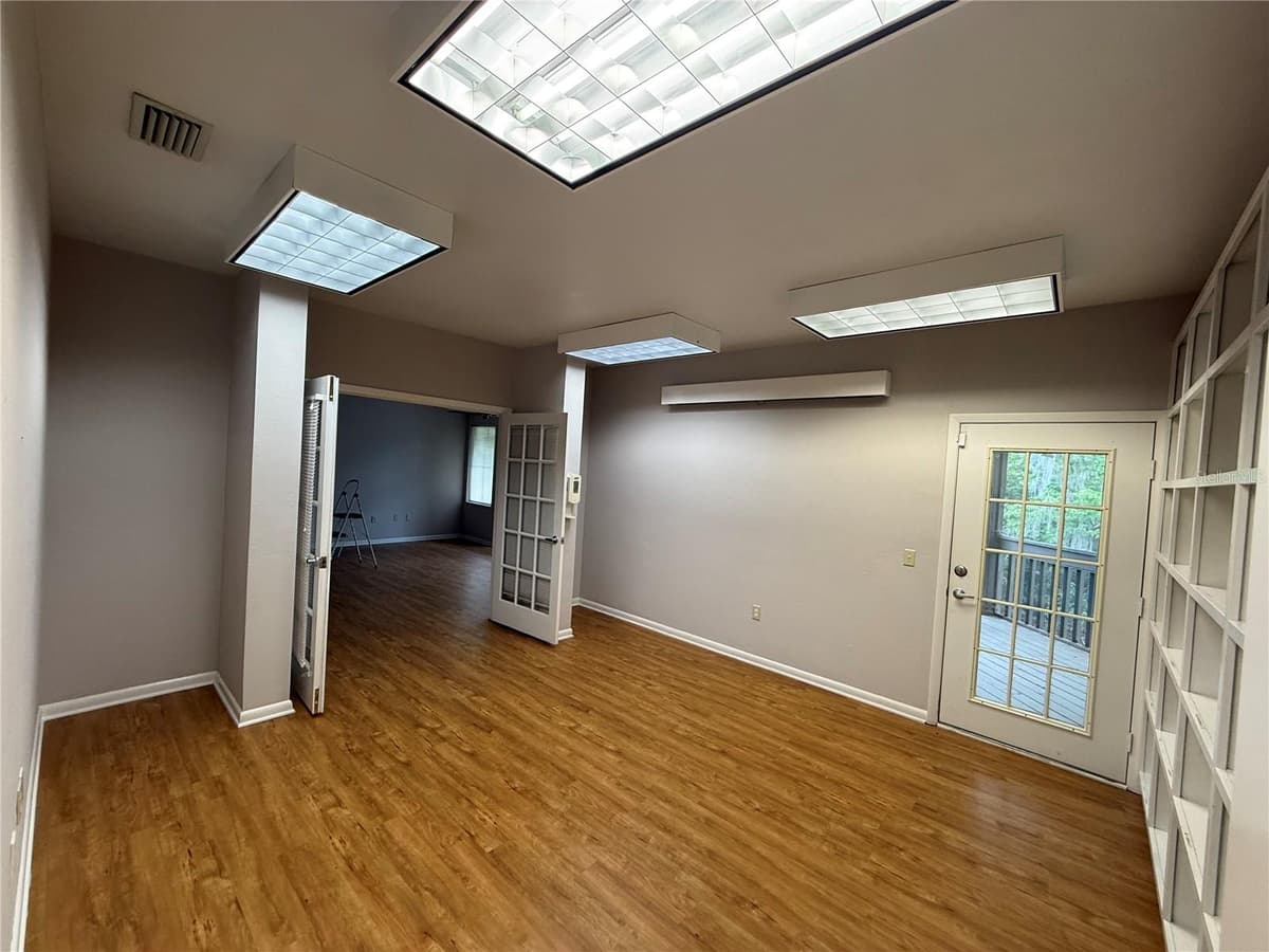 1034 57TH STREET — photo 17 of 24