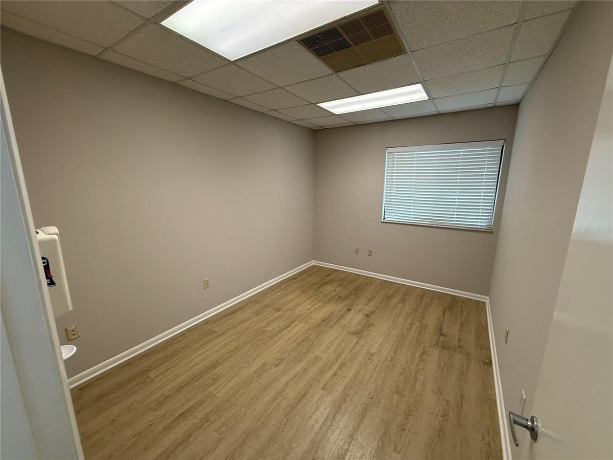 1034 57TH STREET — photo 14 of 24