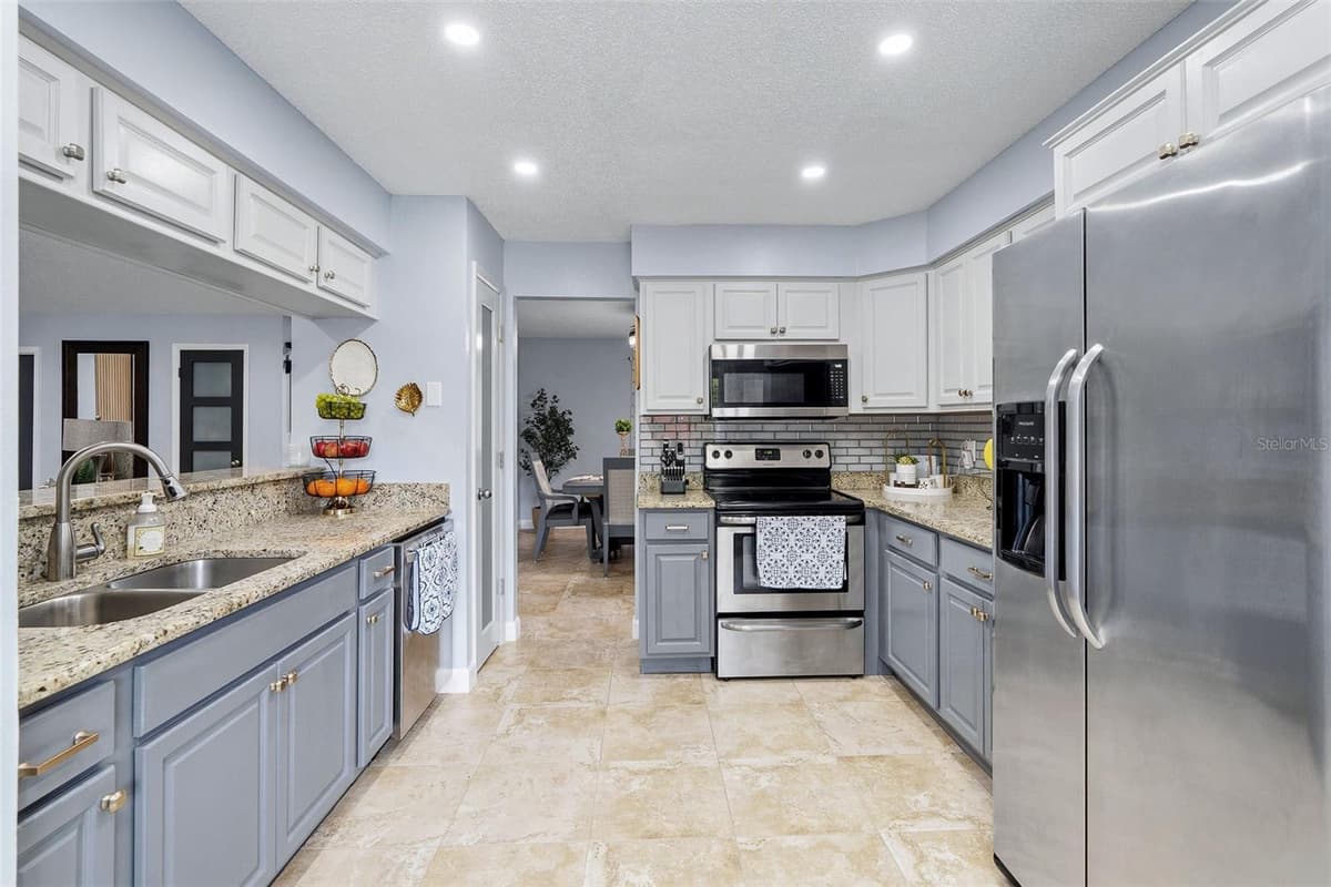 15747 SCRIMSHAW DRIVE — photo 11 of 38