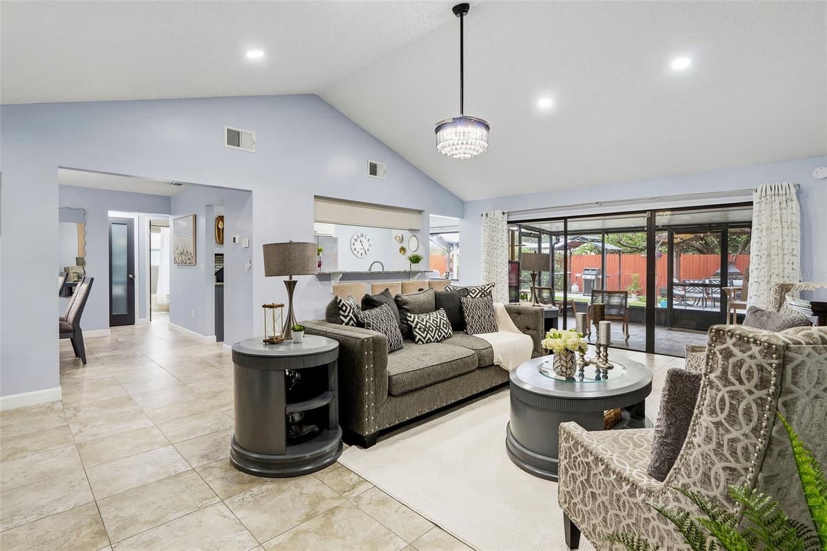 15747 SCRIMSHAW DRIVE — photo 7 of 38