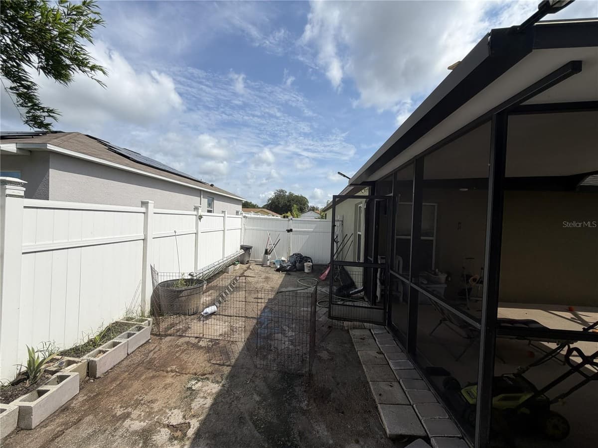 426 BAR COURT — photo 19 of 44