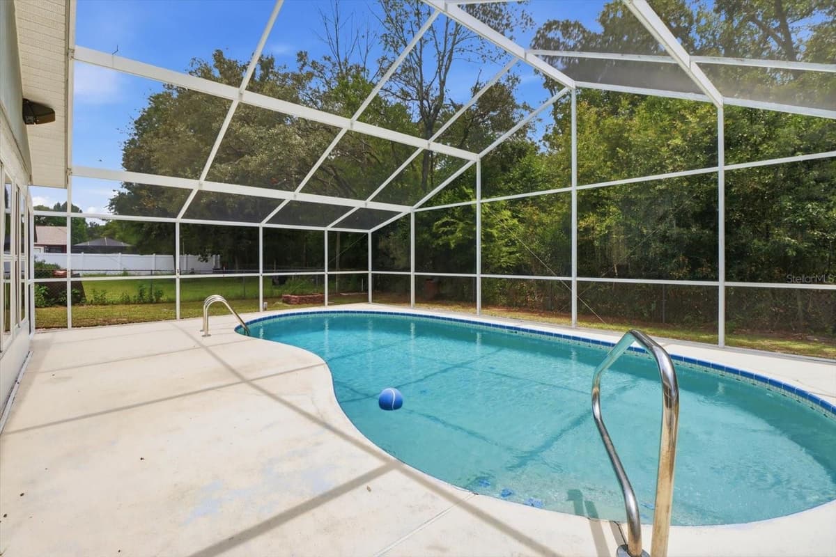 4179 WINDING OAKS DRIVE — photo 2 of 45