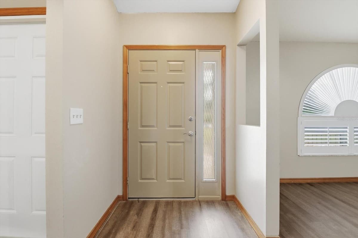 4179 WINDING OAKS DRIVE — photo 6 of 45
