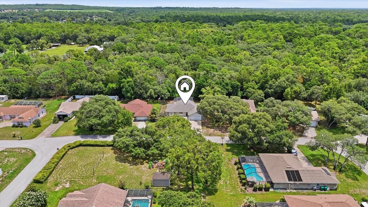 4179 WINDING OAKS DRIVE — photo 4 of 45