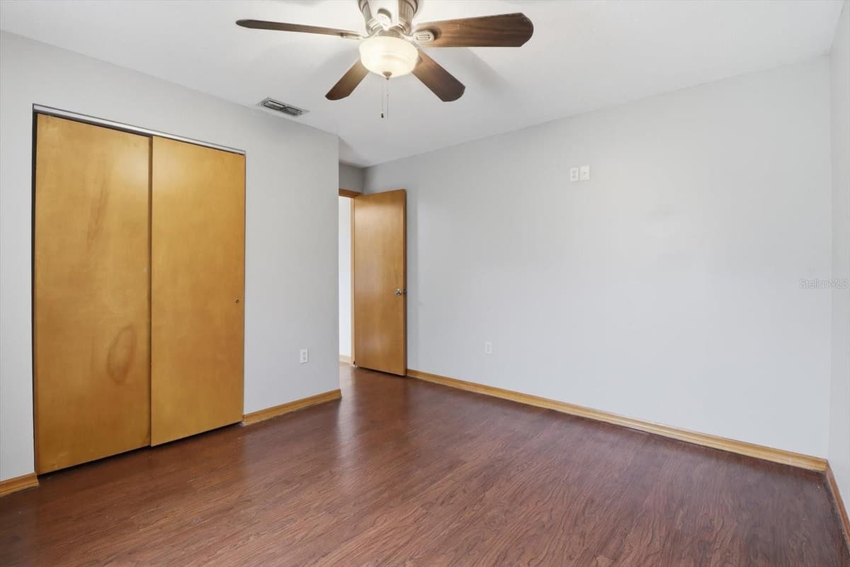 4179 WINDING OAKS DRIVE — photo 28 of 45