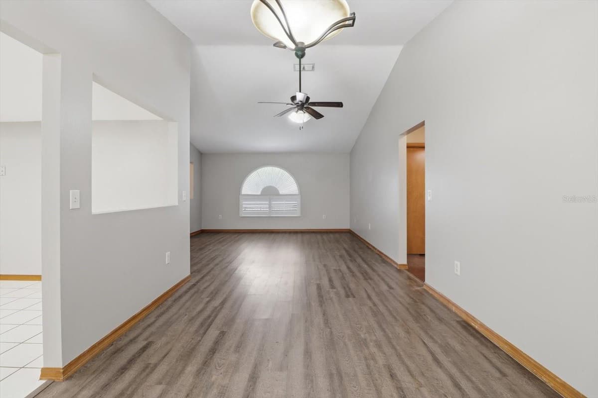4179 WINDING OAKS DRIVE — photo 14 of 45