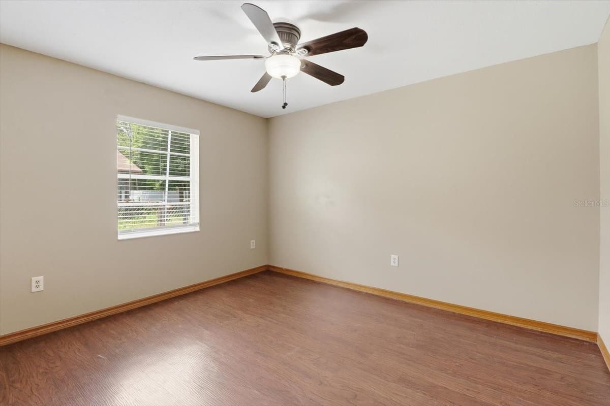 4179 WINDING OAKS DRIVE — photo 23 of 45