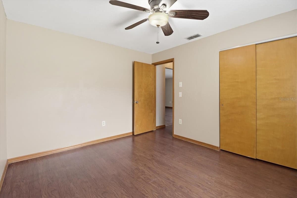 4179 WINDING OAKS DRIVE — photo 24 of 45