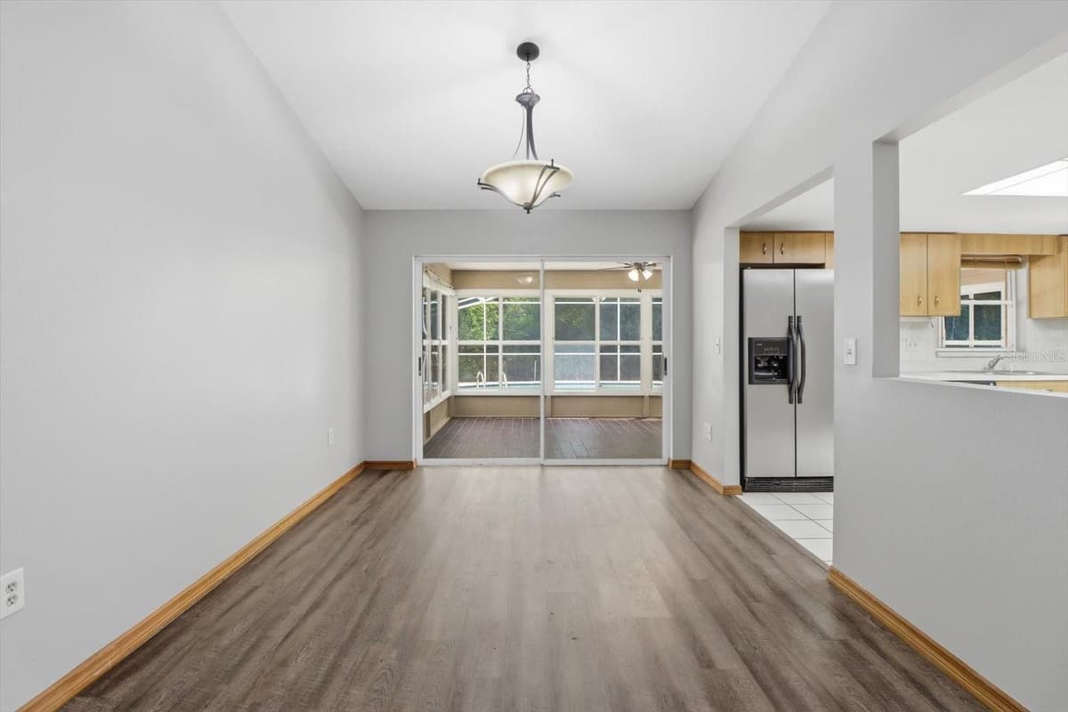 4179 WINDING OAKS DRIVE — photo 13 of 45