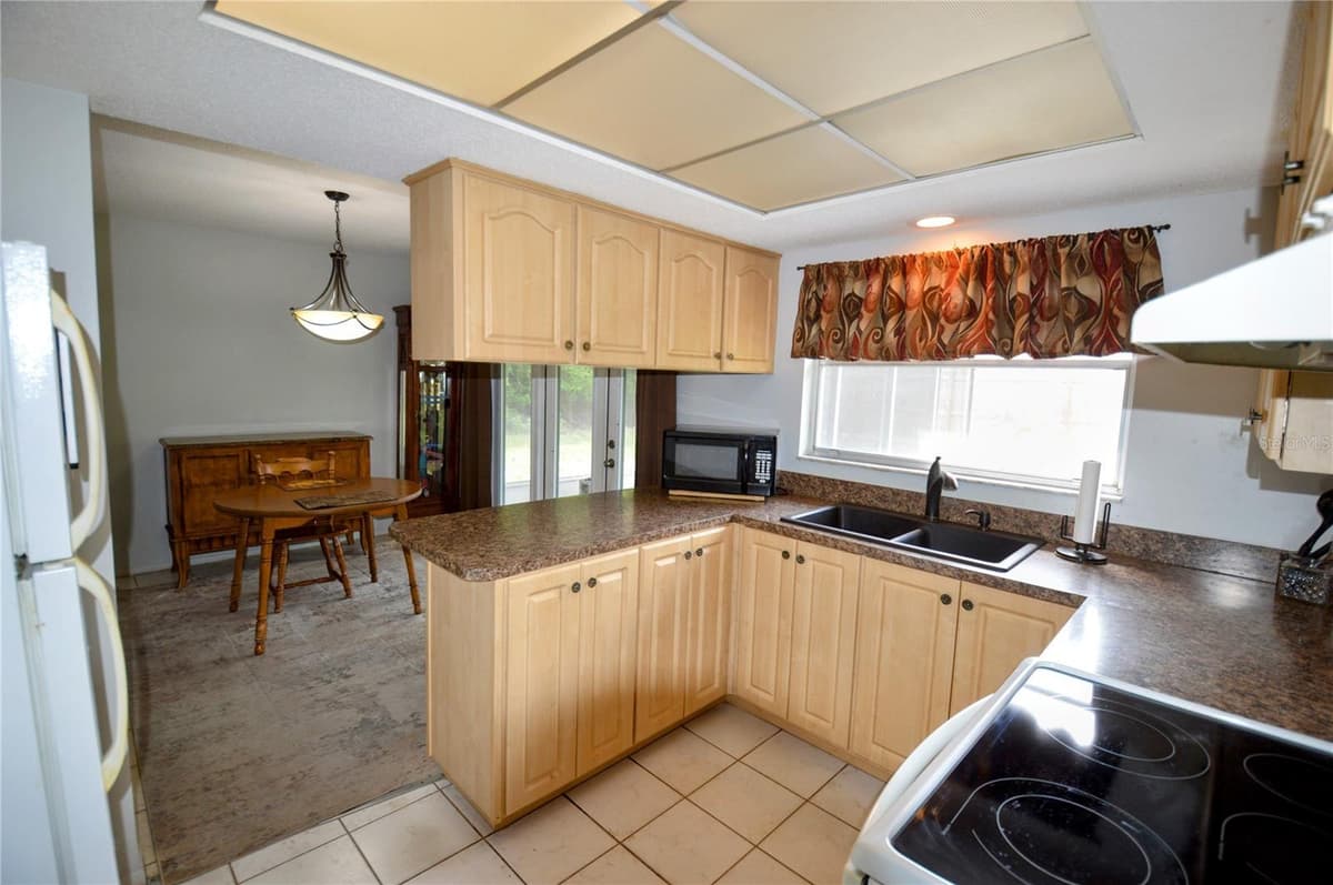 935 KIMBALL ROAD — photo 9 of 25